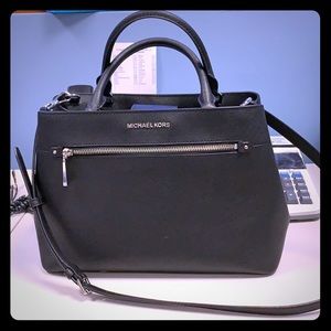 Michael Kors purse/satchel
